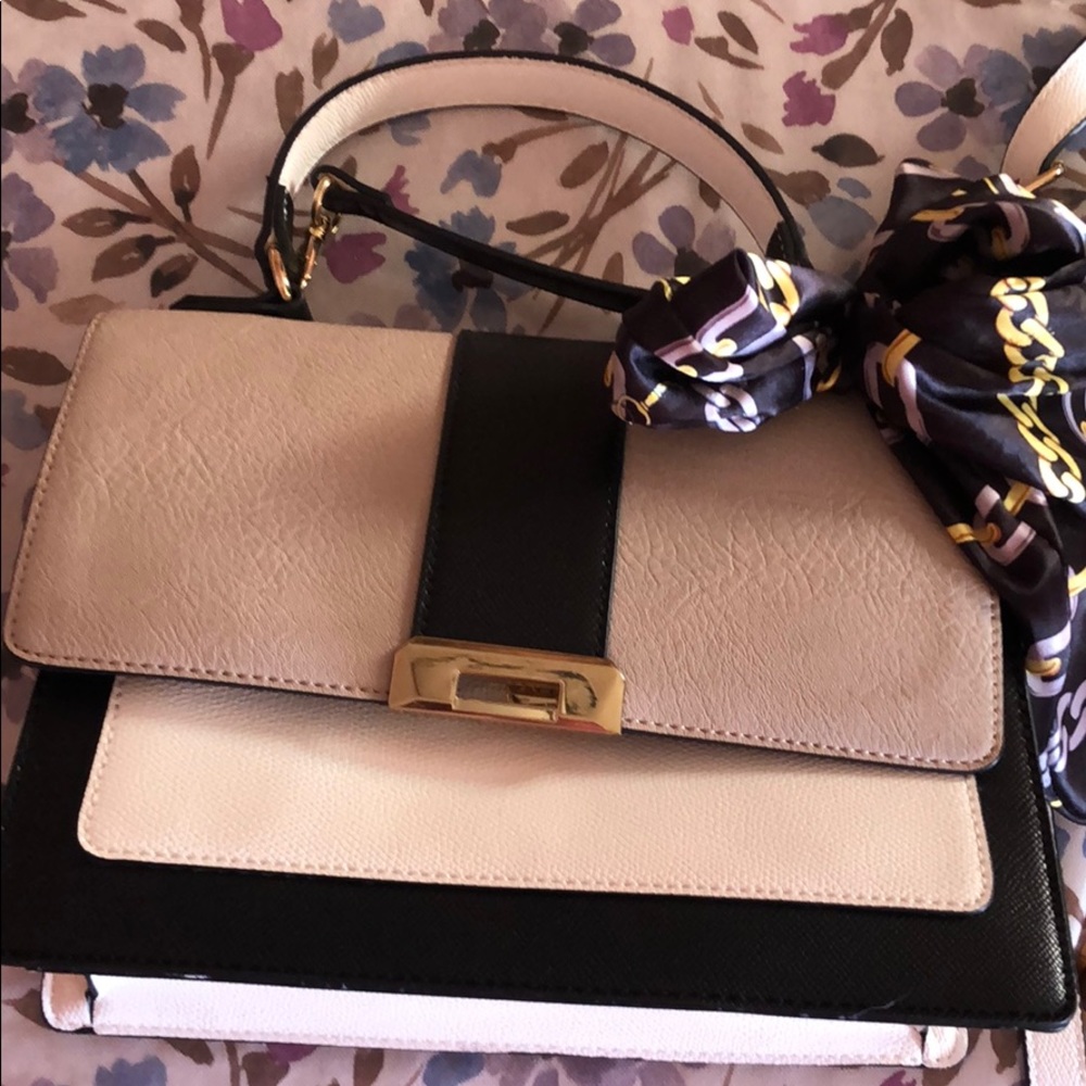 Aldo Black and Cream Colorblock Top-Handle Crossbody Bag - Picture 2 of 6